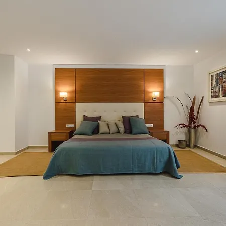 ヴィラ Villariviera 4 Bed Private Pool Costa Adeje *