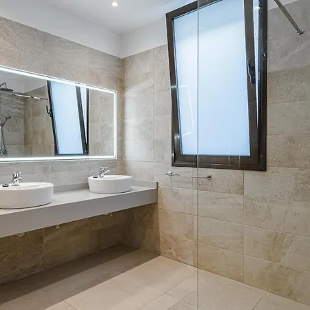 Villariviera 4 Bed Private Pool Costa Adeje ヴィラ *