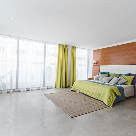 Villa Villariviera 4 Bed Private Pool Costa Adeje *