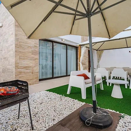 Villariviera 4 Bed Private Pool Costa Adeje Villa *