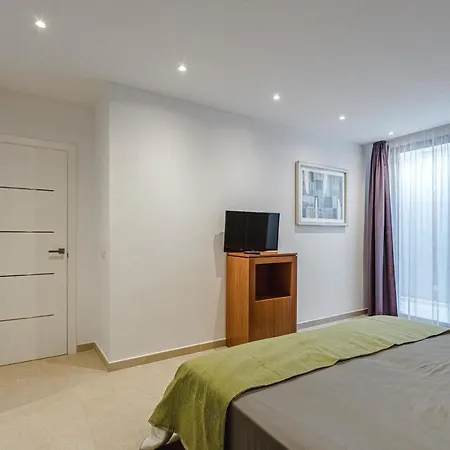 Villariviera 4 Bed Private Pool Costa Adeje ヴィラ *